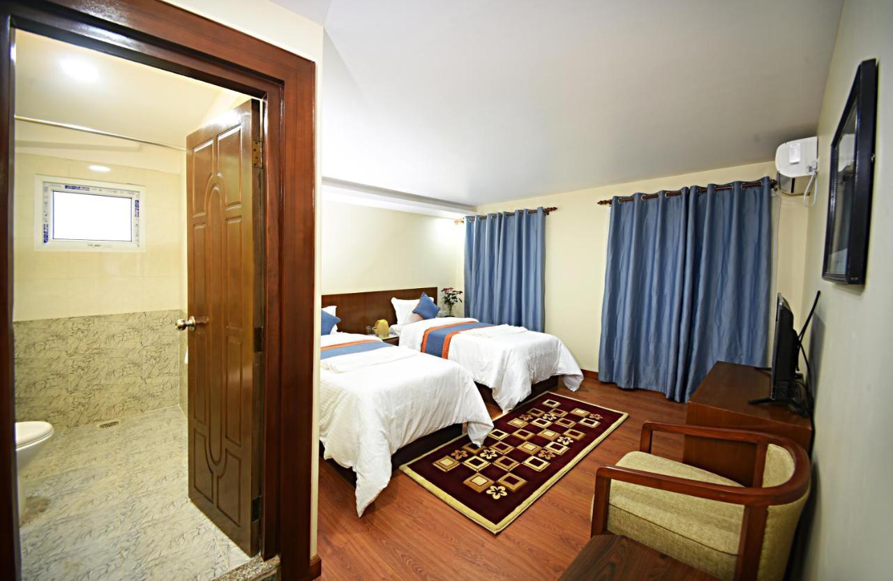 Karma Hotel Nepal Катманду Екстериор снимка