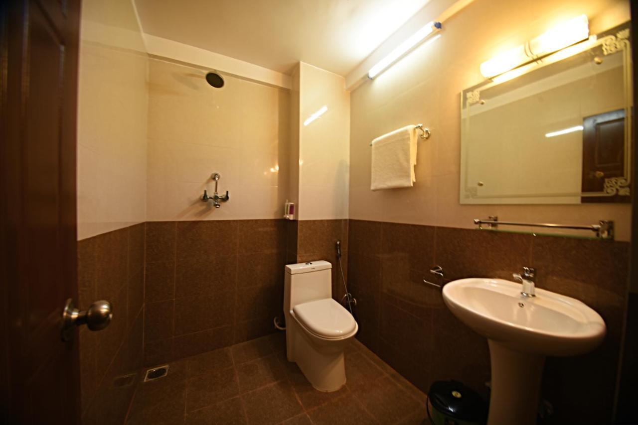 Karma Hotel Nepal Катманду Екстериор снимка