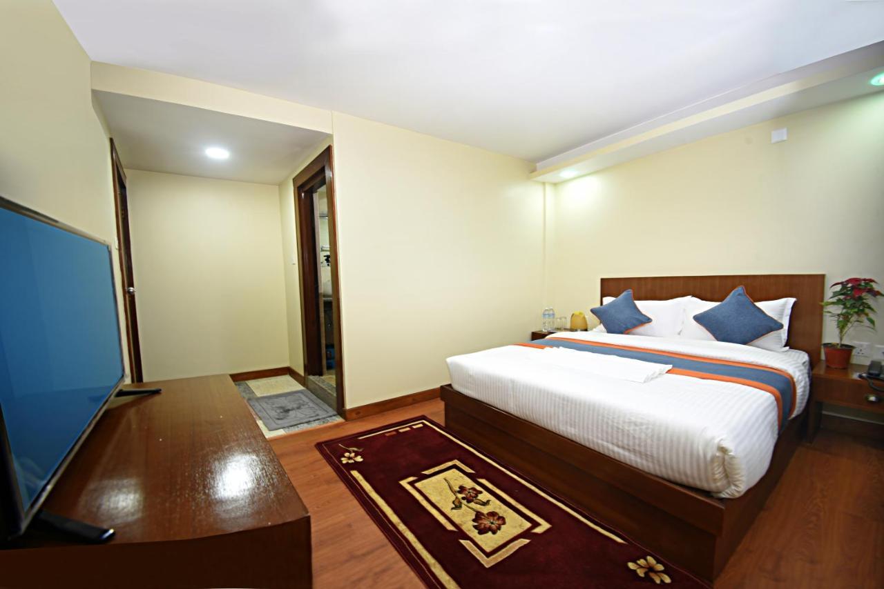 Karma Hotel Nepal Катманду Екстериор снимка