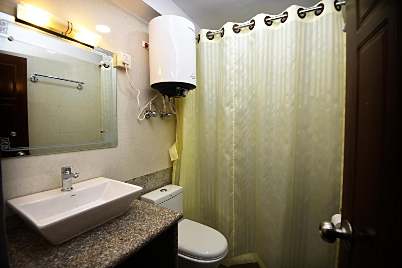 Karma Hotel Nepal Катманду Екстериор снимка