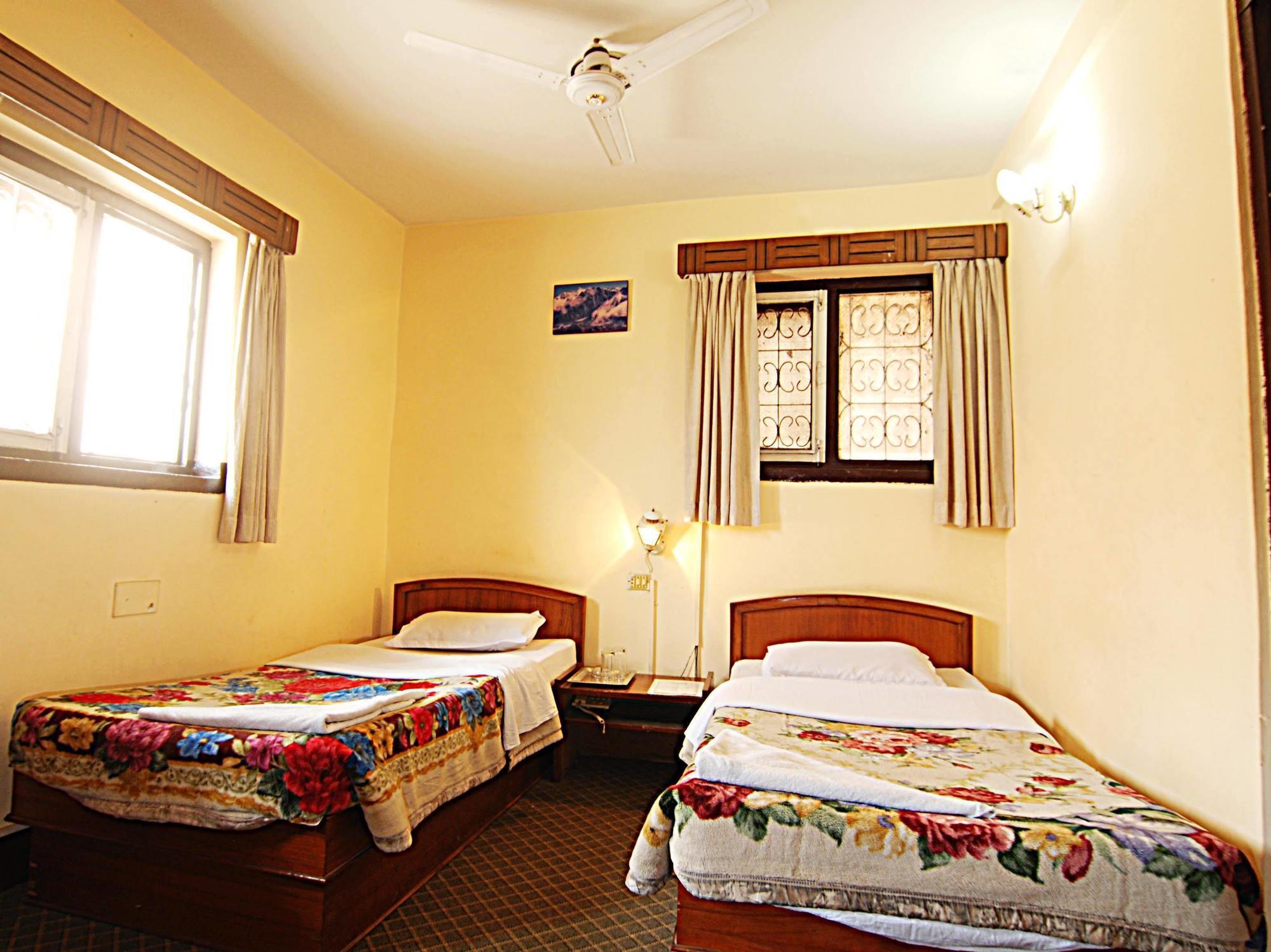 Karma Hotel Nepal Катманду Екстериор снимка